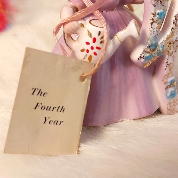 Vintage Josef Original 4th Birthday Commerative Keepsake Collection Doll - Picture 7 of 9